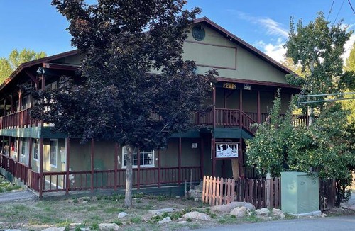 Arrowbear Lake Hotel | 180 m² Motel ∙ 4 guests