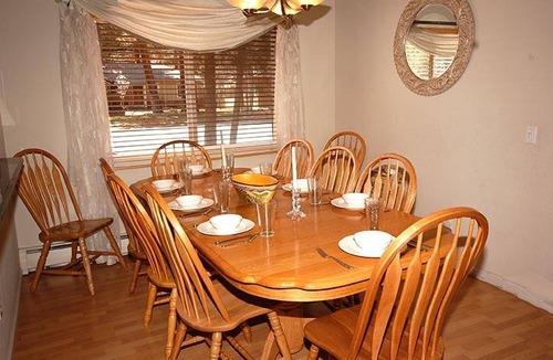 Tahoe Island House | 181 m² House ∙ 5 bedrooms ∙ 12 guests