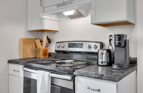 Mount Pleasant House | 1940's charm in downtown Mount Pleasant