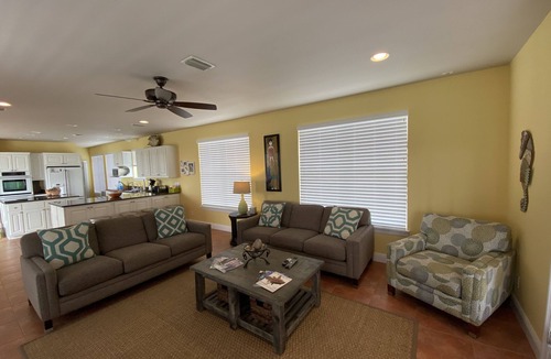 Morgantown House | 1min to Boardwalk-Large 2nd Tier Home-Elevator-2 pools-6Balconies-tennis/pickl.