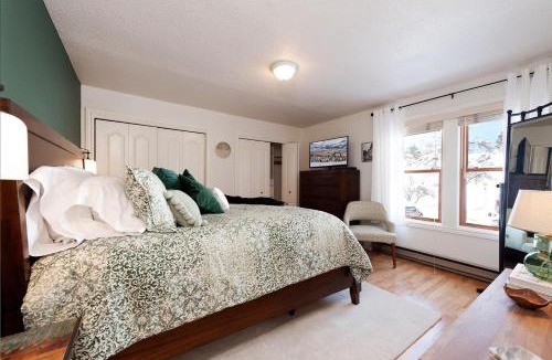 Durango House | 2/2 Ferringway #5