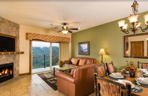 Gatlinburg Apartment | 2 Bedroom & 2 Bath Unit in Westgate Smoky Mountain Resort & Water Park (UNIT 1)