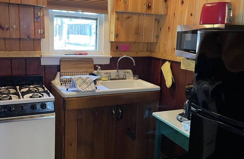 Lake Luzerne-Hadley Cabin | 2 BR Waterfront Cottage Overlooking the Water and Mountain Sunsets!