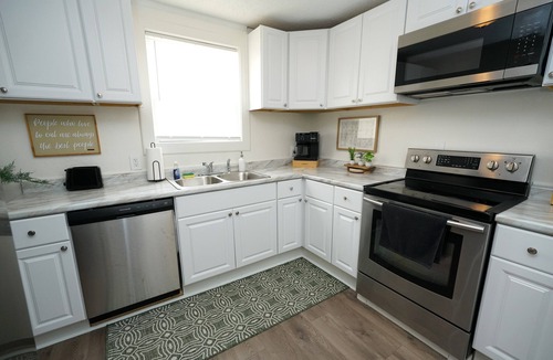 Elyria House | 2 homes- 7BR: Gather & Relax