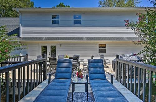 Clemson Villa | 2 Mi to Clemson Central Villa with Deck, Near Lakes