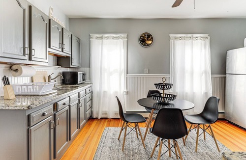 North Providence Apartment | 2 Mi to Governor Notte Park: Apt w/Balcony!
