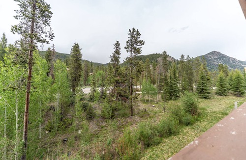 River Run Condo | 2 Private Balconies w/Mountain Views, 2 Mins Walk to Gondola, Shops & Dining