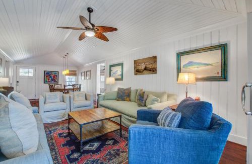 Twin Oaks House | 2 Twin Oaks