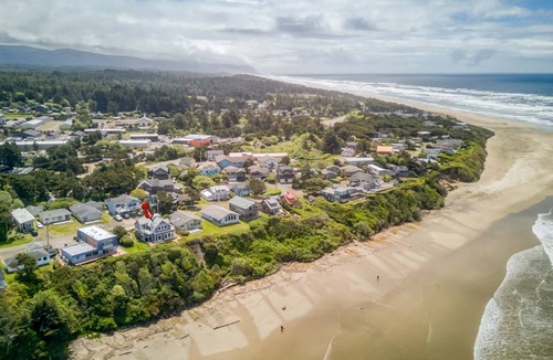 Waldport House | 201 m² House ∙ 3 bedrooms ∙ 8 guests