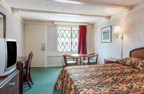 Elkton Hotel | 21 m² Hotel ∙ 127 guests