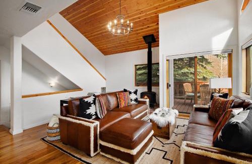 Vail Apartment | 2109 B Chamonix home