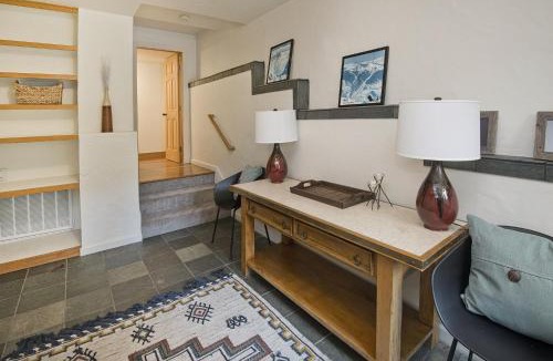 Vail Apartment | 2109 B Chamonix home