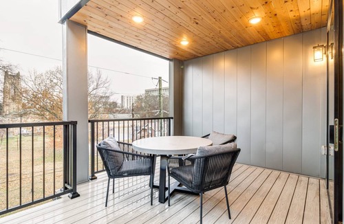 Music Row Apartment | 213 m² Apartment ∙ 4 bedrooms ∙ 10 guests