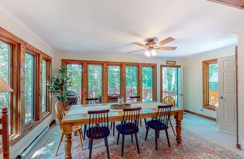 Sky Valley House | 213 m² House ∙ 3 bedrooms ∙ 10 guests