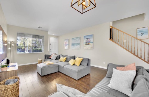 Henderson House | 218 m² House ∙ 4 bedrooms ∙ 10 guests