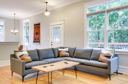 Durham House | 228 m² House ∙ 3 bedrooms ∙ 6 guests
