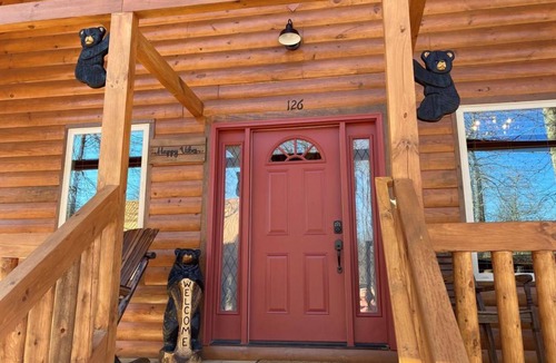 White Oak Lodge Cabin | 232 m² Cabin ∙ 2 bedrooms ∙ 8 guests