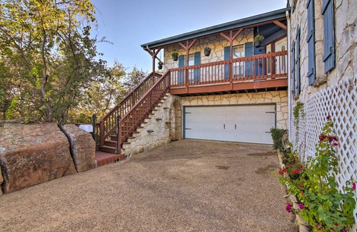 Burnet House | 232 m² House ∙ 3 bedrooms ∙ 6 guests