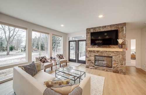 Fennville House | 232 m² House ∙ 4 bedrooms ∙ 12 guests