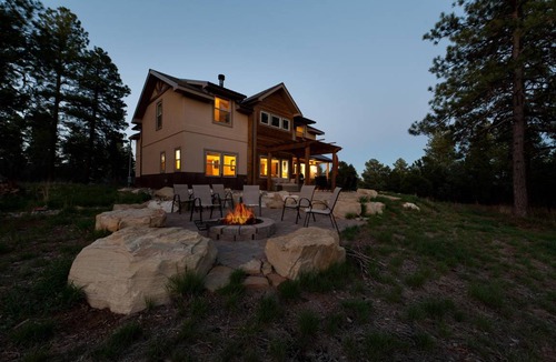 Durango House | 232 m² House ∙ 4 bedrooms ∙ 12 guests