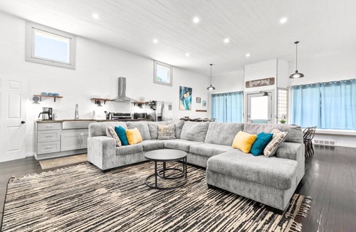 Oconto House | 232 m² House ∙ 6 bedrooms ∙ 26 guests