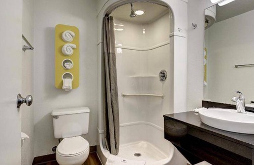 Midvale Hotel | 24 m² Hotel ∙ 4 guests