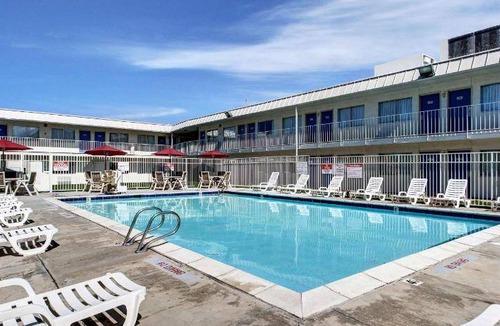 Midvale Hotel | 24 m² Hotel ∙ 4 guests