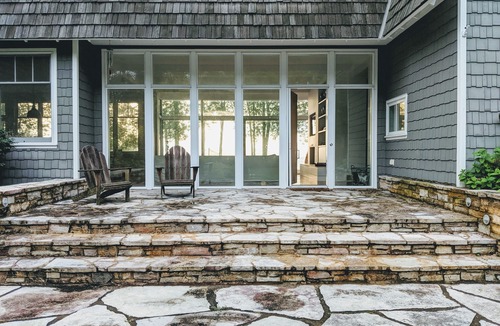 Hingham House | 25 min. to Kohler Resort, Golf, Spa, Dining