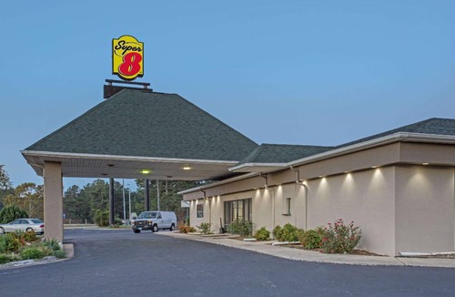 Dunn Hotel | 26 m² Hotel ∙ 127 guests