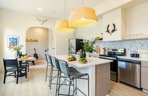 Five Points House | 260 m² House ∙ 8 bedrooms ∙ 24 guests