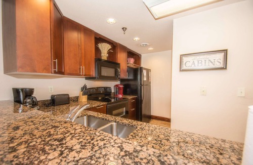 Pigeon Forge Condo | 2BD Condo w/Mountain Views! |Dinner Show Tickets*|1-mile to Pkwy |Indoor/Outdoor Pool |WiFi|