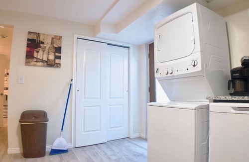 Midvale House | 3-bed/2 bath basement apt. in charming Midvale with AC, wifi, laundry & hot tub.