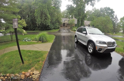 Toledo Condo | 3 Bedroom Luxury Villa with Hot Tub, Gourmet Kitchen on Private Drive/Garage