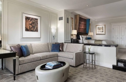 Las Vegas House | 3 Classy Units! Outdoor Pool, Free Parking, Near Las Vegas Festival Grounds!