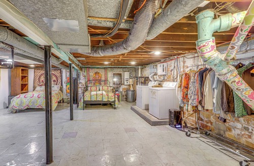Downtown Toledo House | 3 Mi to Dtwn: Unique Toledo Retreat