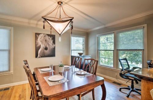 Westfield House | 3 Mi to SoCo City Escape with Patio