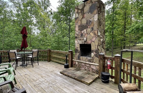 Lynchburg Cabin | 3 miles to Jack Daniels Distillery, 5 miles to Lost Creek Boat ramp