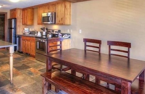 Woodmoor Resort | 3 Suite with Ski at Gold Point Resort, Breckenridge