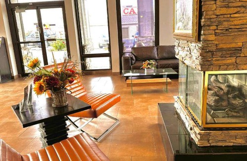 Midvale Hotel | 30 m² Motel ∙ 4 guests