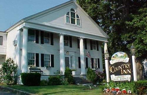 Sturbridge Bed & Breakfast | 300 m² Bed and breakfast ∙ 127 guests