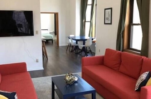Westown Apartment | 301- Condo for 10 by Old World 3rd St/Fiserv Forum