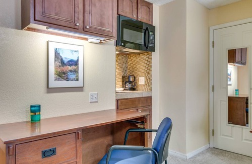 Englewood Apartment | 32 m² Apartment ∙ 2 guests