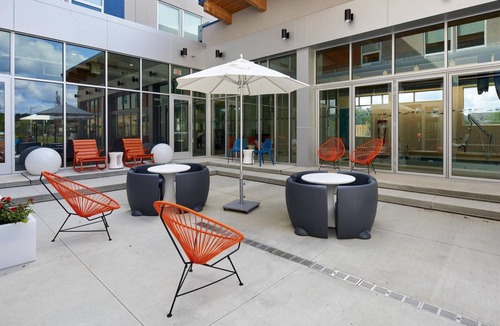 North Olmsted Hotel | 32 m² Hotel ∙ 127 guests