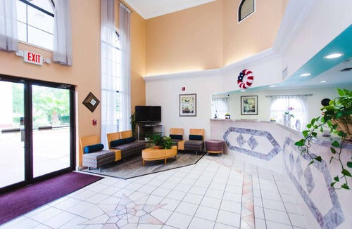 Pearland Hotel | 32 m² Hotel ∙ 127 guests