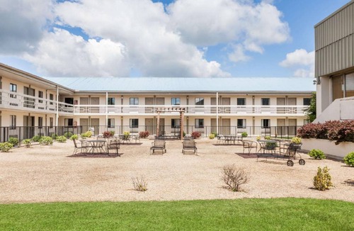 Monteagle Hotel | 33 m² Hotel ∙ 127 guests