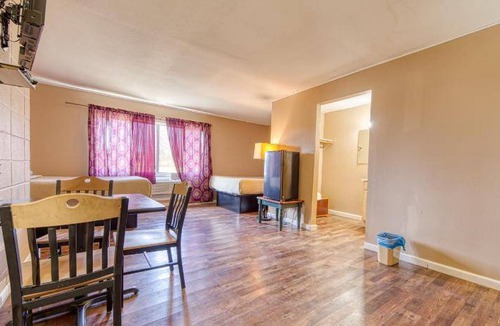 Oneida Hotel | 33 m² Motel ∙ 20 guests