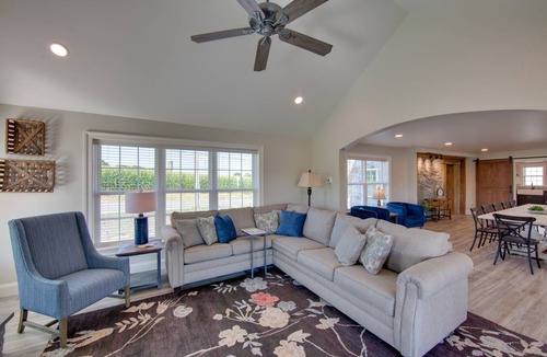 Gordonville House | 334 m² House ∙ 4 bedrooms ∙ 12 guests
