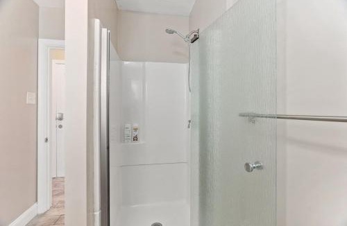 Brigantine House | 33rd Unit 3 Beach Bliss Parking Beach 2 Blocks Away