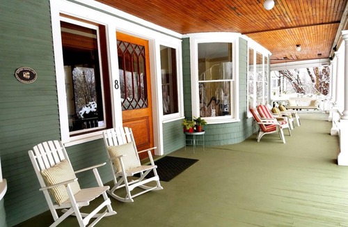 Saranac Lake Bed & Breakfast | 39 m² Bed and breakfast ∙ 2 guests