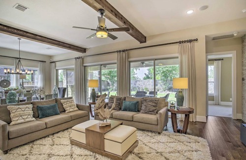 Barker House | 390 m² House ∙ 4 bedrooms ∙ 8 guests